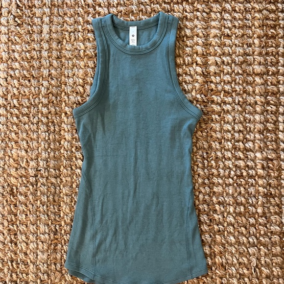 lululemon athletica Tops - Lululemon Women’s Sleeveless Ribbed Stretched Cotton Tank Top Size 0 NWOT